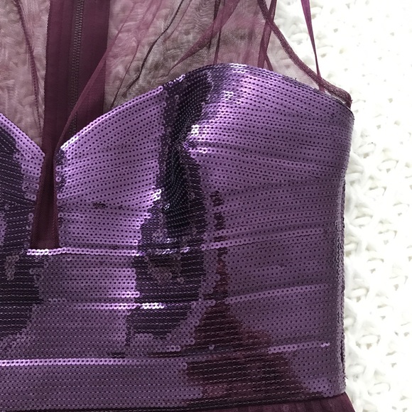 Beautiful dress New!!! Bcbgmaxazria - Picture 4 of 6